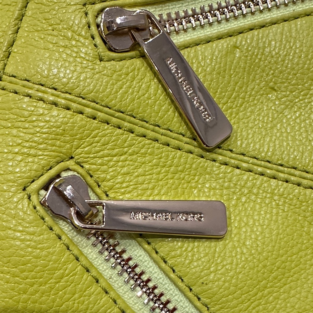 Michael Kors Leather Bright Neon Yellow Green Crossbody Bag - Picture 3 of 15